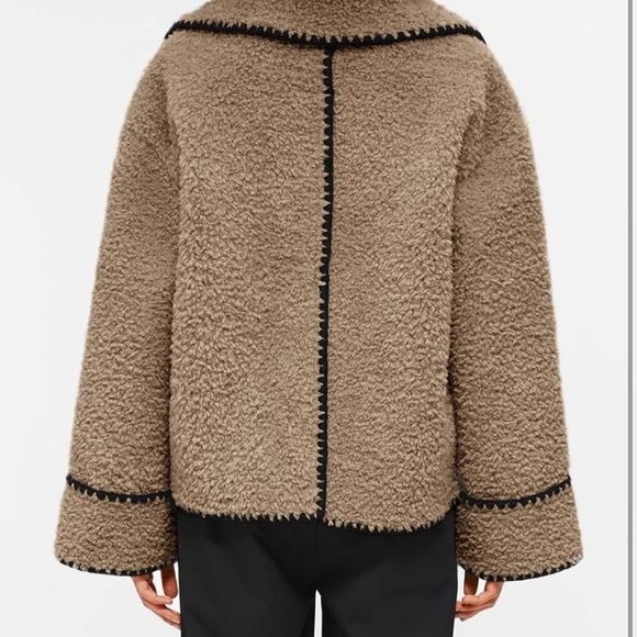 Cozy Tan Sherpa Jacket with Black Trim - Picture 6 of 8